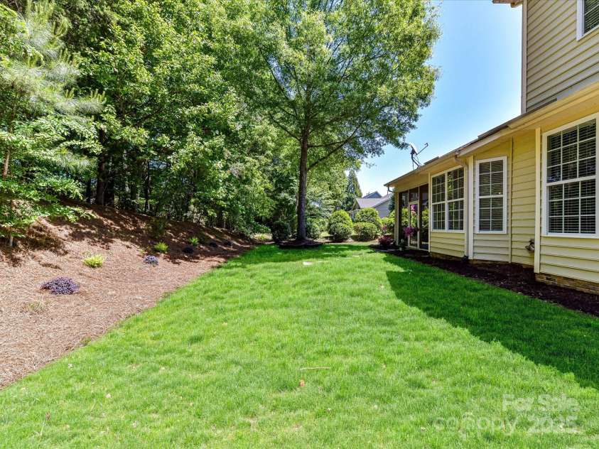 8708 Soaring Eagle Lane, Waxhaw, NC 28173.  MLS# CAR4247816, YatesRealty ID 9172. 