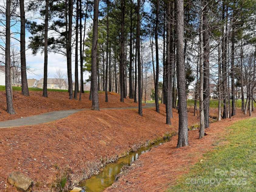 8708 Soaring Eagle Lane, Waxhaw, NC 28173.  MLS# CAR4247816, YatesRealty ID 9172. 