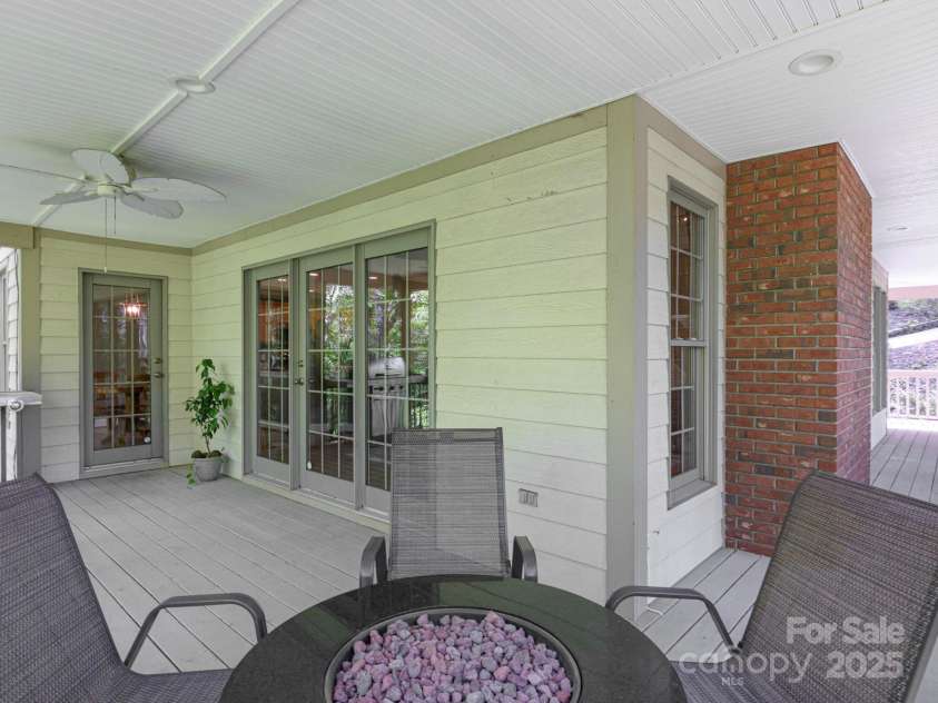 102 Galloway Drive, Asheville, NC 28803.  MLS# CAR4240371, YatesRealty ID 9173. Gas Firepit