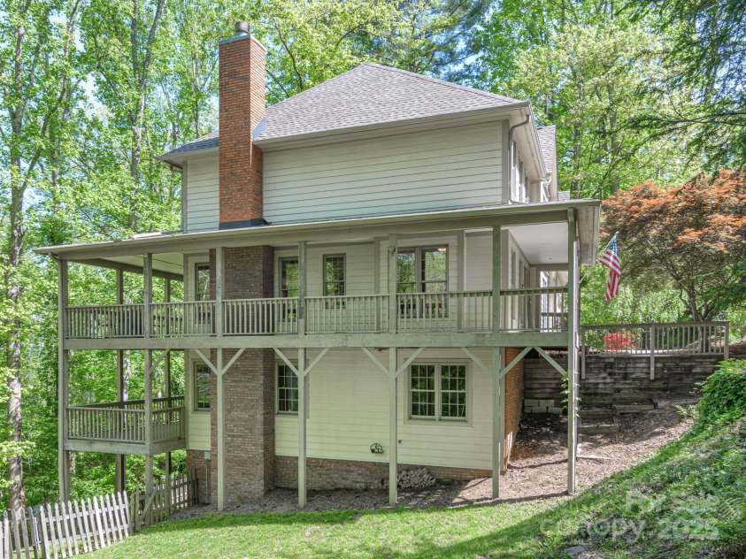 102 Galloway Drive, Asheville, NC 28803.  MLS# CAR4240371, YatesRealty ID 9173. Side View