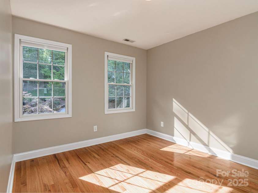102 Galloway Drive, Asheville, NC 28803.  MLS# CAR4240371, YatesRealty ID 9173. Upstairs Bedroom