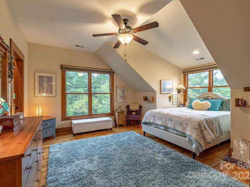 5378 Oak Crest Lane, Lenoir, NC 28645.  MLS# CAR4307862, YatesRealty ID 9173. 