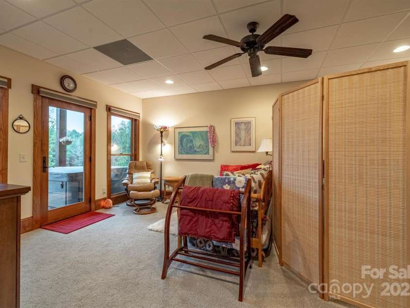 5378 Oak Crest Lane, Lenoir, NC 28645.  MLS# CAR4307862, YatesRealty ID 9173. 