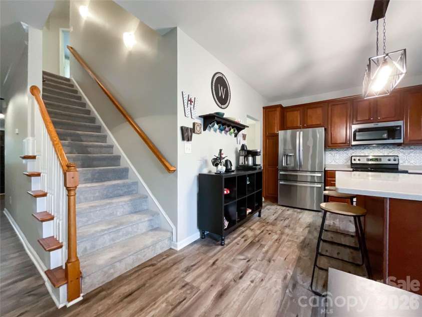 2005 Blue Iris Drive, Matthews, NC 28104.  MLS# CAR4350596, YatesRealty ID 9174. 