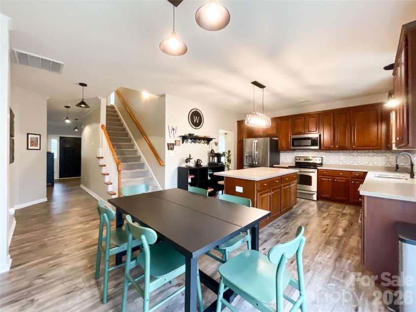 2005 Blue Iris Drive, Matthews, NC 28104.  MLS# CAR4350596, YatesRealty ID 9174. 