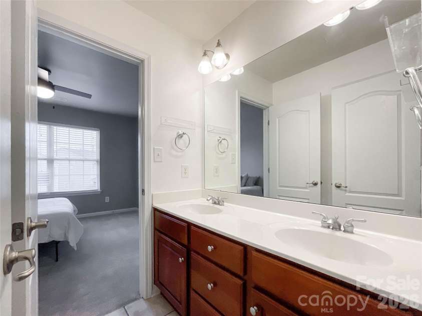 2005 Blue Iris Drive, Matthews, NC 28104.  MLS# CAR4350596, YatesRealty ID 9174. 