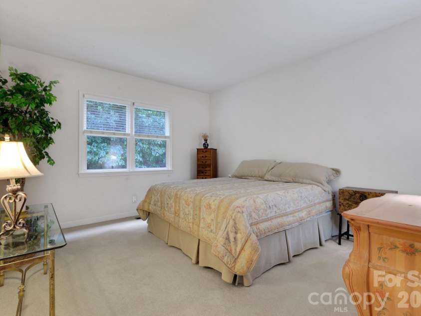 1102 High Brook Drive, Waxhaw, NC 28173.  MLS# CAR4352185, YatesRealty ID 9175. 
