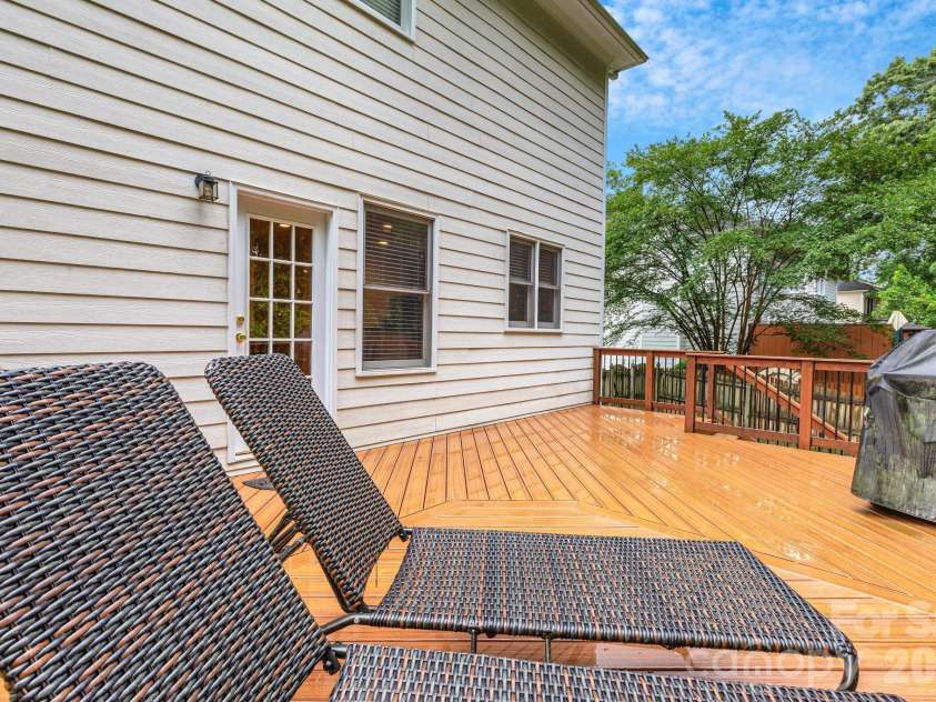 1102 High Brook Drive, Waxhaw, NC 28173.  MLS# CAR4352185, YatesRealty ID 9175. 