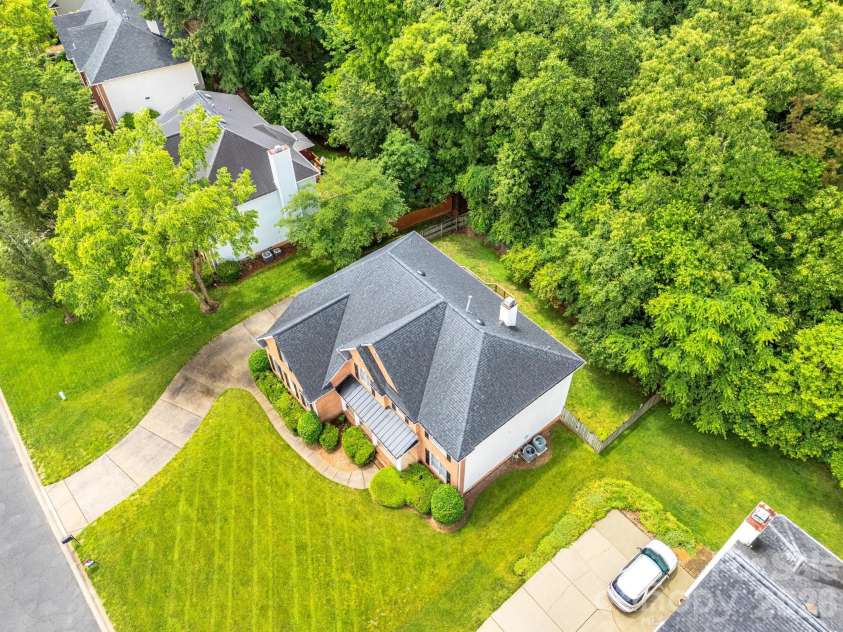 1102 High Brook Drive, Waxhaw, NC 28173.  MLS# CAR4352185, YatesRealty ID 9175. 