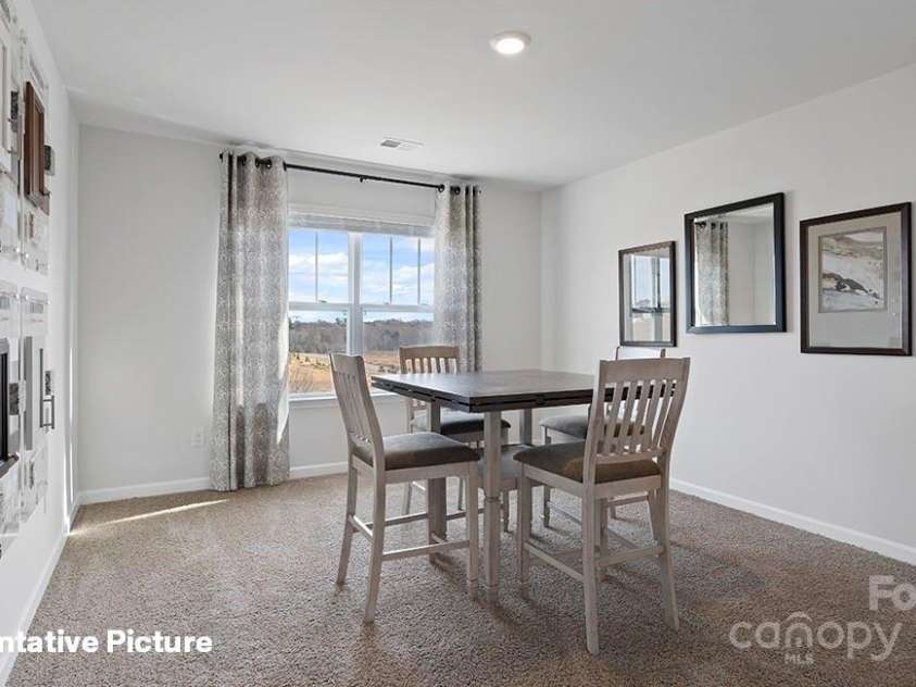 210 Giant Oak Avenue, Statesville, NC 28677.  MLS# CAR4172767, YatesRealty ID 9175. 