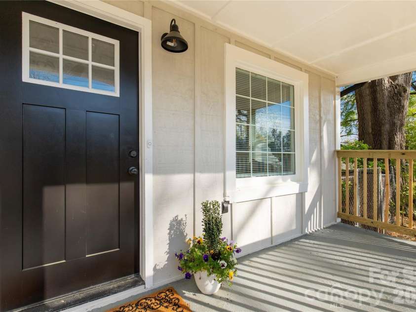 2862 Greenwood Road, Rock Hill, SC 29730.  MLS# CAR4363614, YatesRealty ID 9176. 
