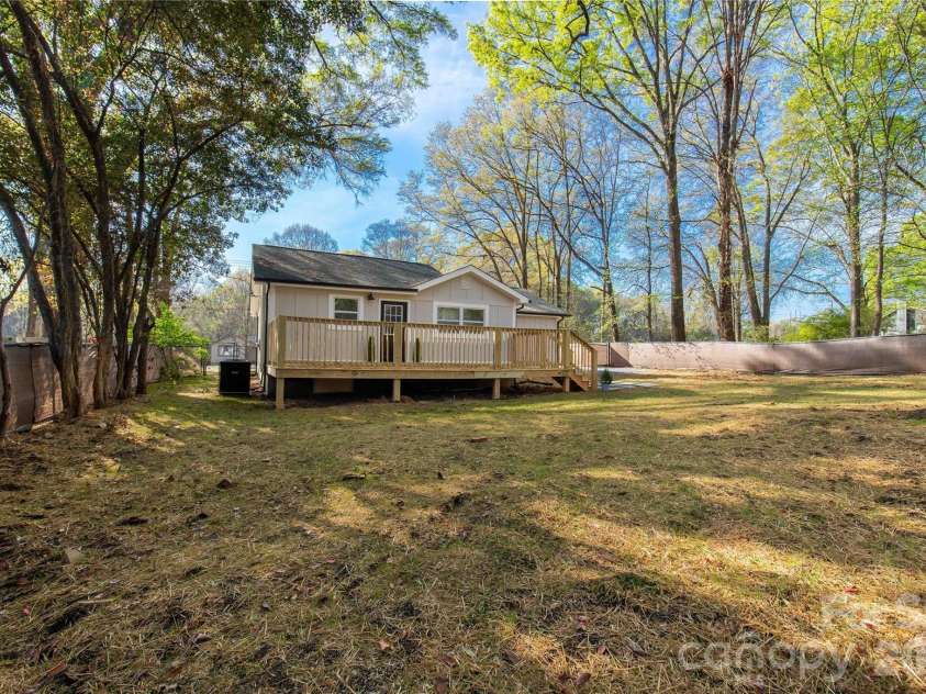 2862 Greenwood Road, Rock Hill, SC 29730.  MLS# CAR4363614, YatesRealty ID 9176. 