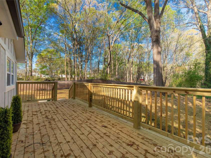 2862 Greenwood Road, Rock Hill, SC 29730.  MLS# CAR4363614, YatesRealty ID 9176. 