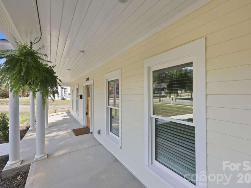 1008 Main Street, Salisbury, NC 28144.  MLS# CAR4344951, YatesRealty ID 9178. 