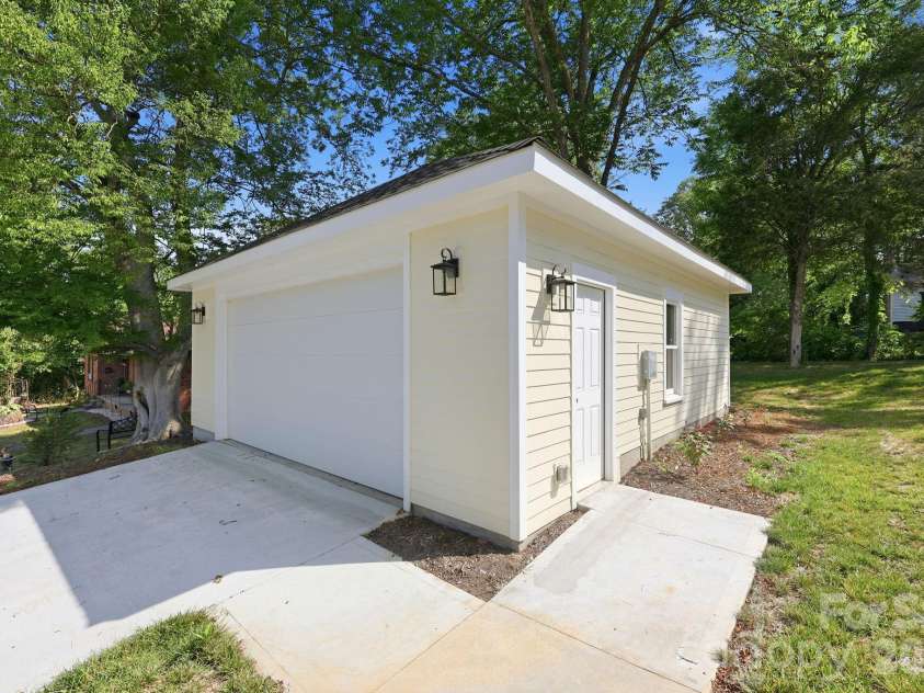 1008 Main Street, Salisbury, NC 28144.  MLS# CAR4344951, YatesRealty ID 9178. 