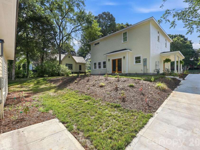 1008 Main Street, Salisbury, NC 28144.  MLS# CAR4344951, YatesRealty ID 9178. 