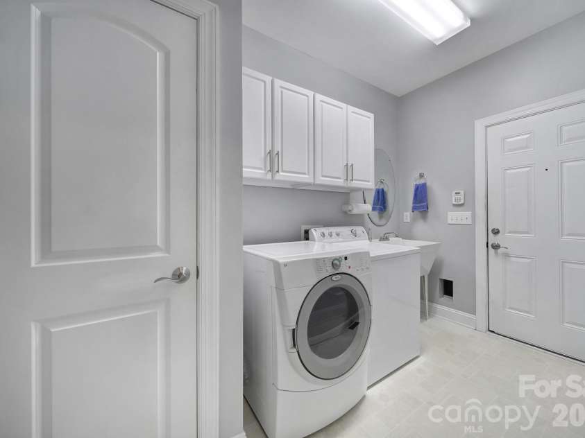 2279 Iron Works Drive, Clover, SC 29710.  MLS# CAR4333966, YatesRealty ID 9179. Laundry Room