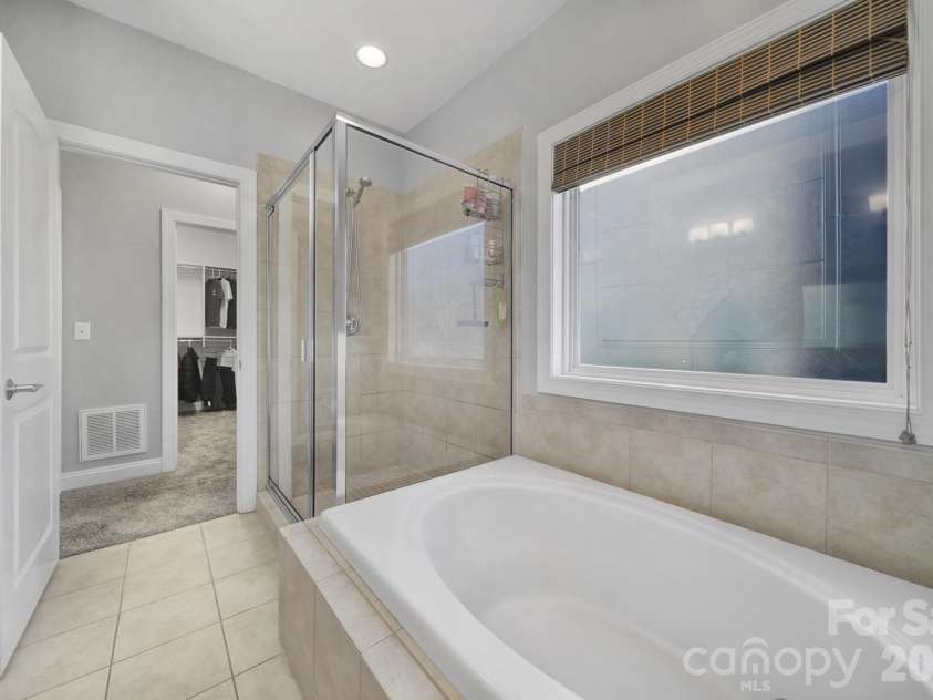 2279 Iron Works Drive, Clover, SC 29710.  MLS# CAR4333966, YatesRealty ID 9179. Primary Bath