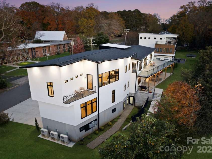 2804 Shenandoah Avenue, Charlotte, NC 28205.  MLS# CAR4321952, YatesRealty ID 918. Aerial view of the rear of the home.