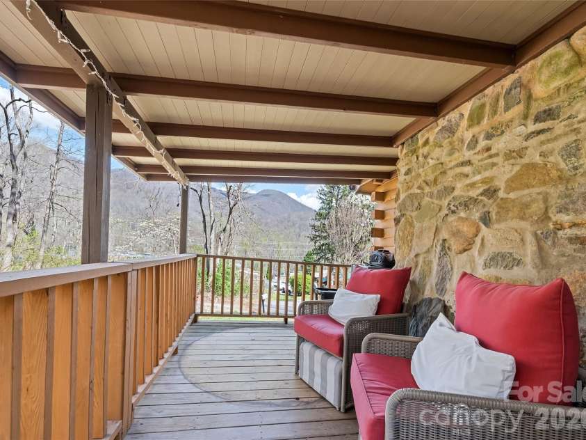 61 Shirdash Drive, Maggie Valley, NC 28751.  MLS# CAR4366174, YatesRealty ID 9181. 