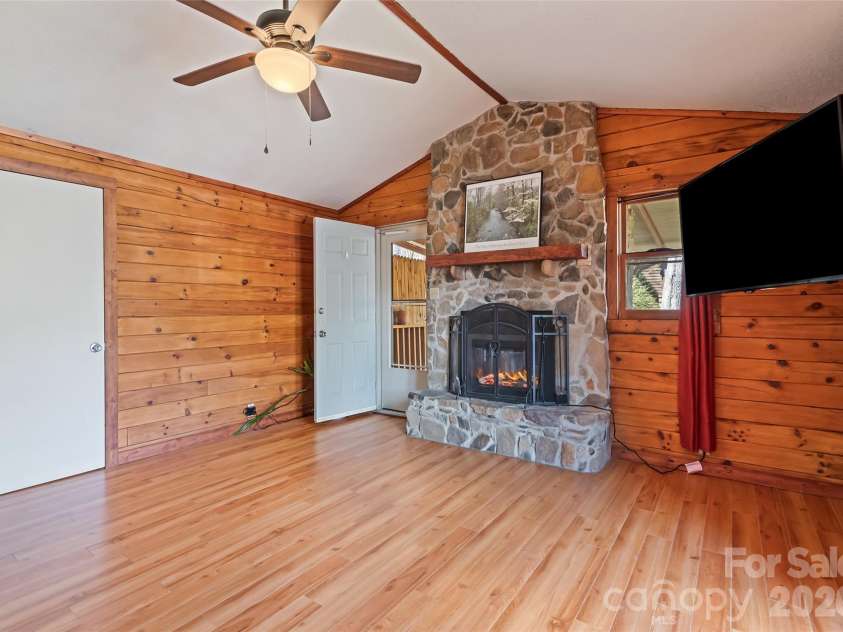 61 Shirdash Drive, Maggie Valley, NC 28751.  MLS# CAR4366174, YatesRealty ID 9181. 
