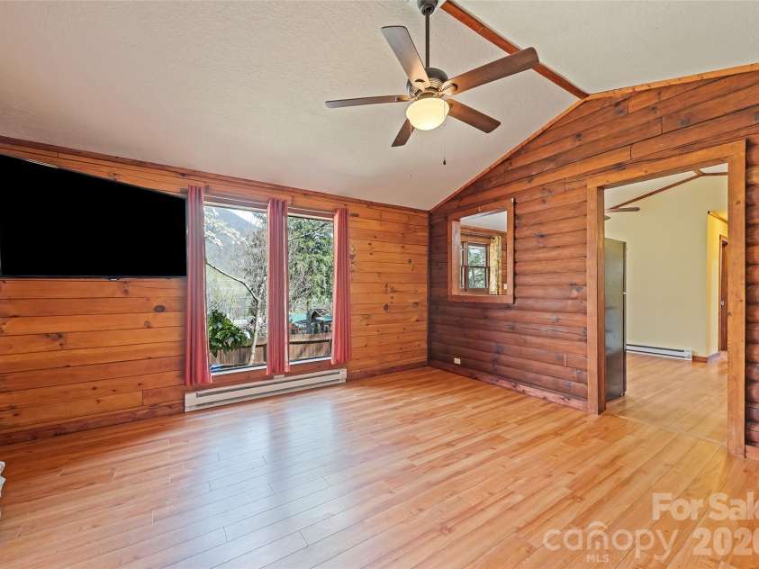 61 Shirdash Drive, Maggie Valley, NC 28751.  MLS# CAR4366174, YatesRealty ID 9181. 