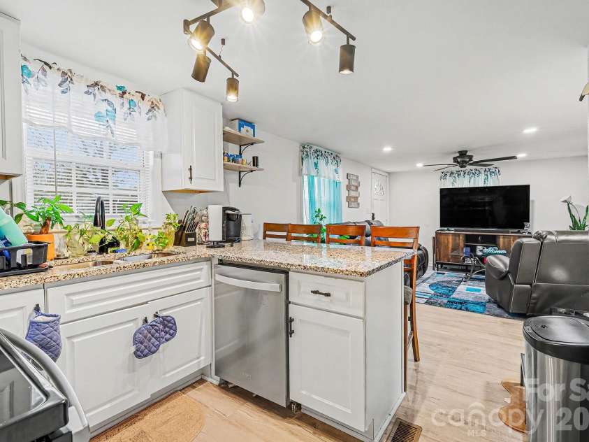 925 Austin Road, Marshville, NC 28103.  MLS# CAR4330125, YatesRealty ID 9183. 