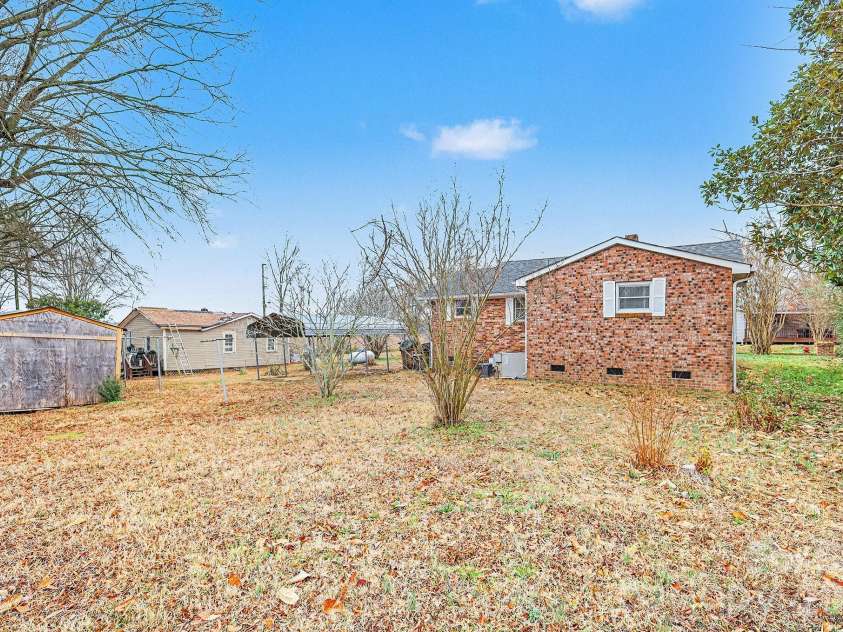 925 Austin Road, Marshville, NC 28103.  MLS# CAR4330125, YatesRealty ID 9183. 