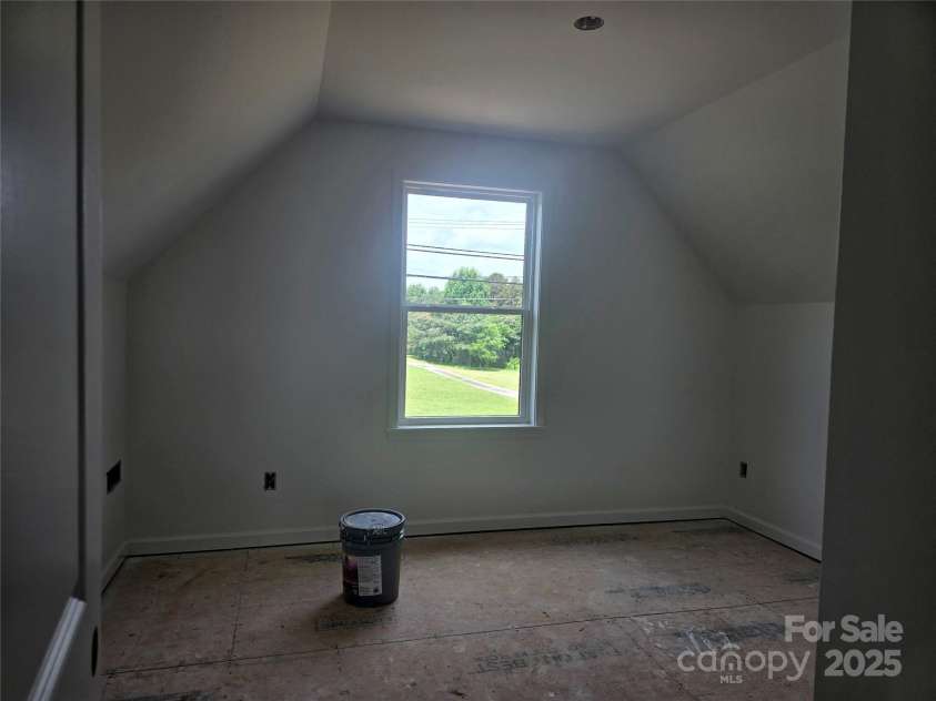 200 Center Street, Hildebran, NC 28637.  MLS# CAR4252866, YatesRealty ID 9184. 