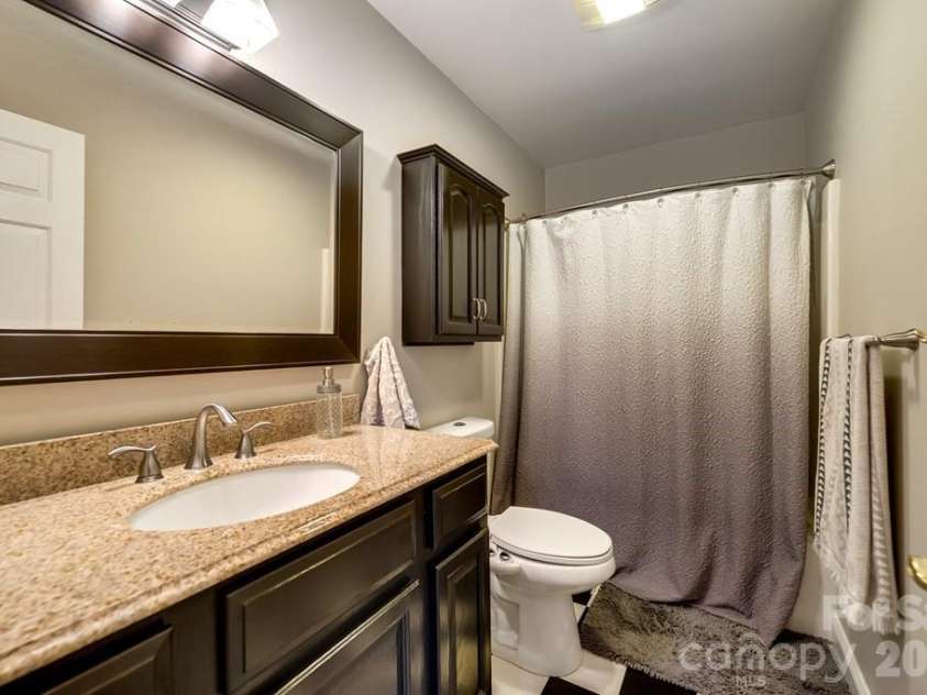 262 Sams Trail, Waynesville, NC 28786.  MLS# CAR4336440, YatesRealty ID 9184. 
