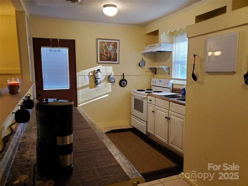 165 Gaddy Court, Sumter, SC 29150.  MLS# CAR4253007, YatesRealty ID 9185. 