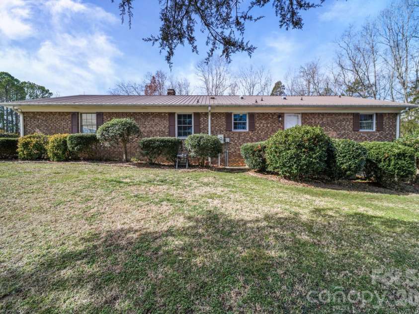 4775 US Highway 601 Highway, Concord, NC 28025.  MLS# CAR4337711, YatesRealty ID 9186. 