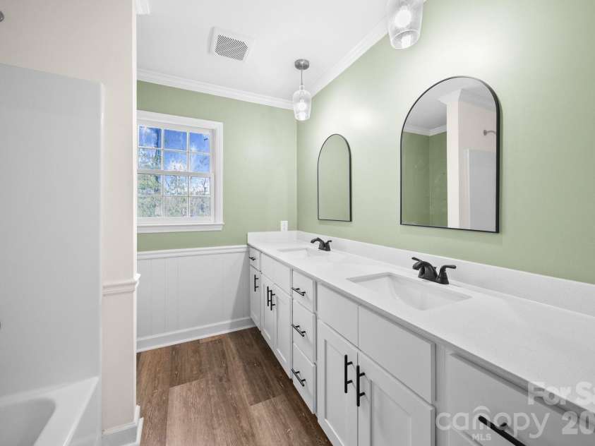 4775 US Highway 601 Highway, Concord, NC 28025.  MLS# CAR4337711, YatesRealty ID 9186. Full bath on main