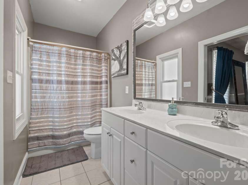 408 Mooreland Drive, Conover, NC 28613.  MLS# CAR4358662, YatesRealty ID 9188. 