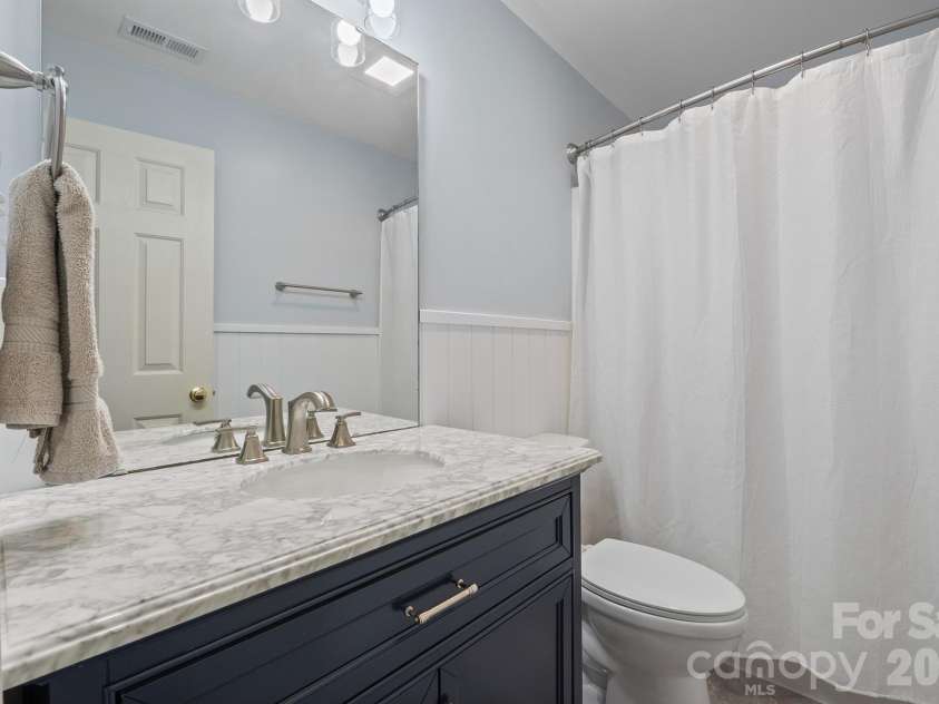 408 Mooreland Drive, Conover, NC 28613.  MLS# CAR4358662, YatesRealty ID 9188. 
