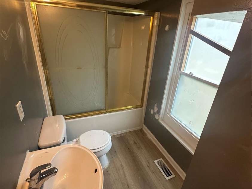 2503 Chapel Hill Road, Durham, NC 27707.  MLS# CAR4250057, YatesRealty ID 9189. 