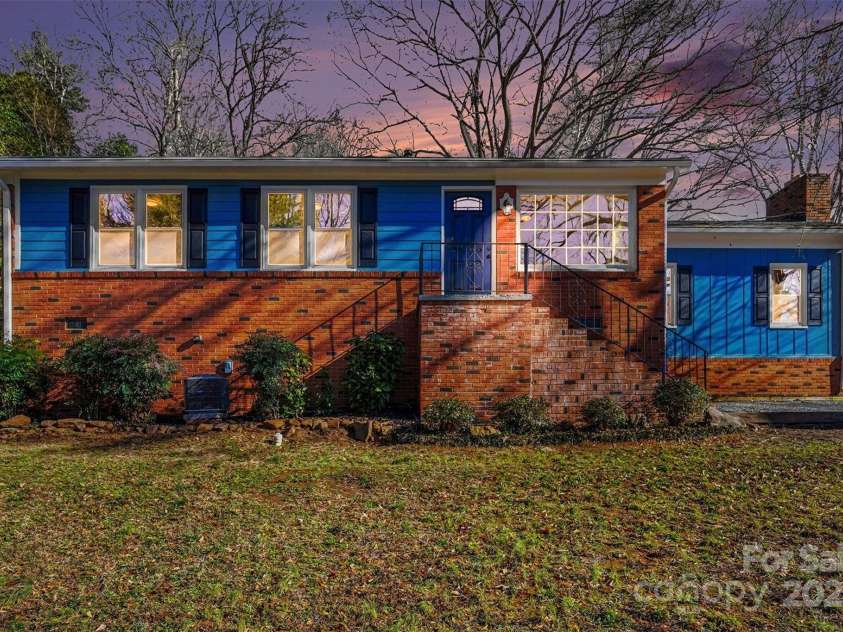 1320 Kings Circle, Shelby, NC 28150.  MLS# CAR4331877, YatesRealty ID 919. 