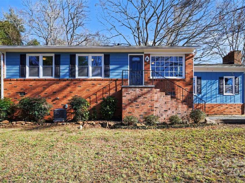 1320 Kings Circle, Shelby, NC 28150.  MLS# CAR4331877, YatesRealty ID 919. 