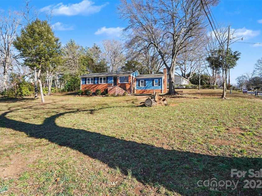 1320 Kings Circle, Shelby, NC 28150.  MLS# CAR4331877, YatesRealty ID 919. 