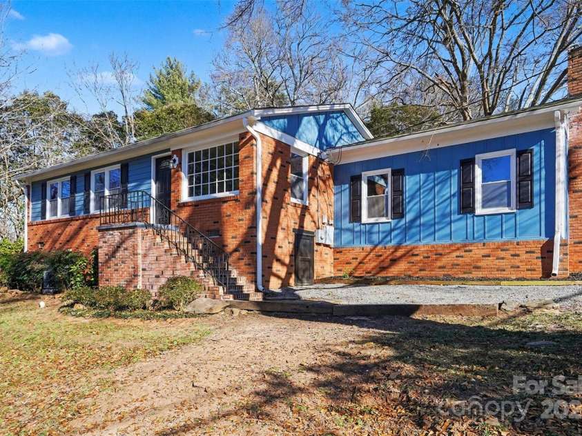 1320 Kings Circle, Shelby, NC 28150.  MLS# CAR4331877, YatesRealty ID 919. 