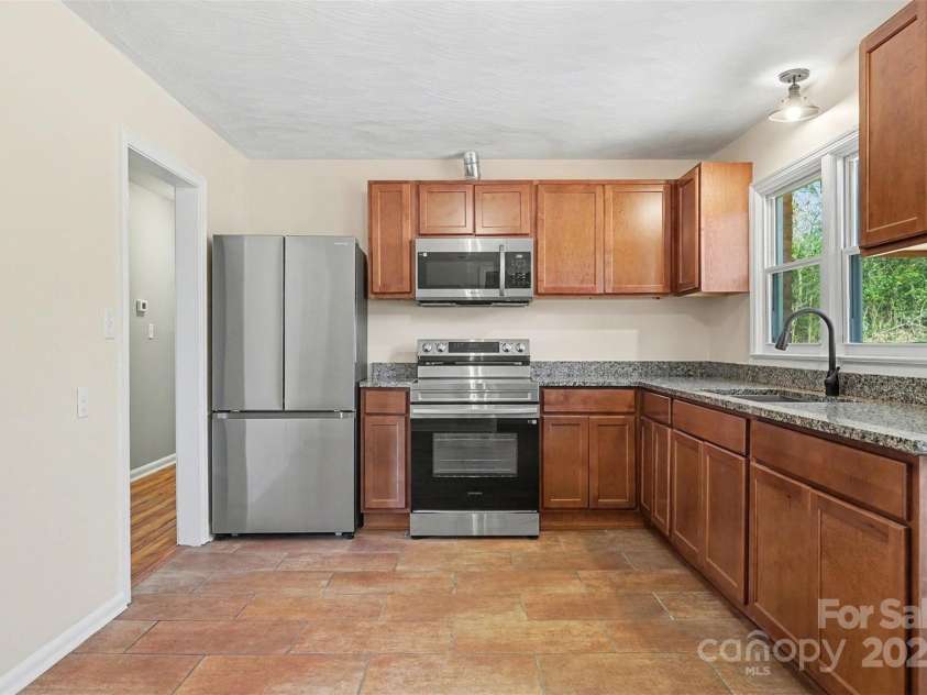 1320 Kings Circle, Shelby, NC 28150.  MLS# CAR4331877, YatesRealty ID 919. 