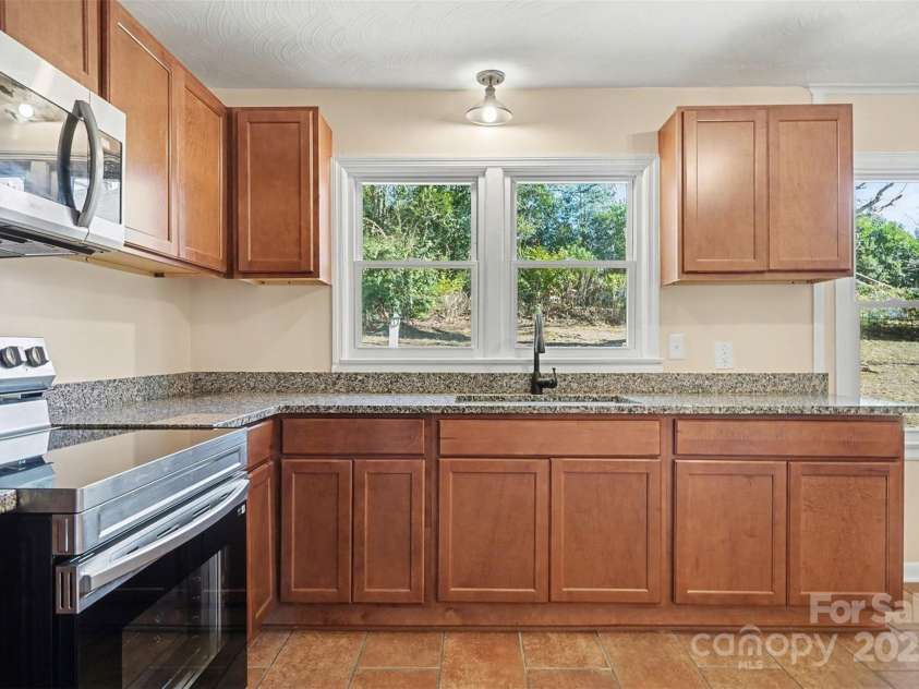 1320 Kings Circle, Shelby, NC 28150.  MLS# CAR4331877, YatesRealty ID 919. 