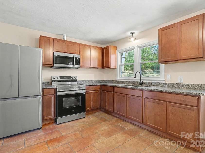 1320 Kings Circle, Shelby, NC 28150.  MLS# CAR4331877, YatesRealty ID 919. 