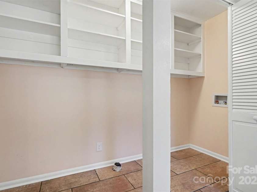 1320 Kings Circle, Shelby, NC 28150.  MLS# CAR4331877, YatesRealty ID 919. 