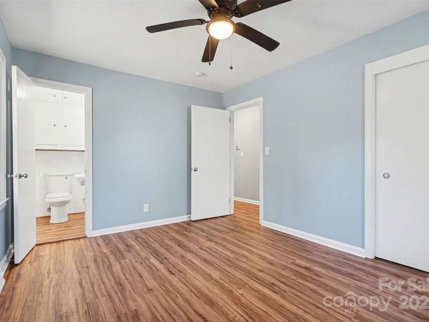 1320 Kings Circle, Shelby, NC 28150.  MLS# CAR4331877, YatesRealty ID 919. 