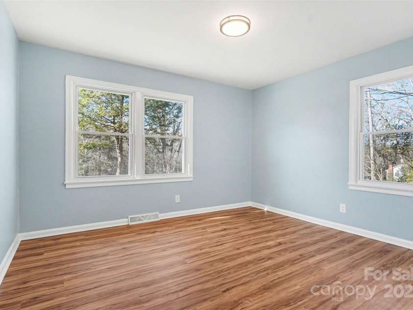 1320 Kings Circle, Shelby, NC 28150.  MLS# CAR4331877, YatesRealty ID 919. 