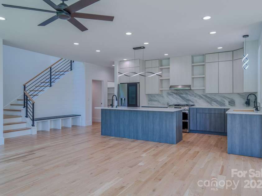 133 Grove Street, Asheville, NC 28801.  MLS# CAR4286313, YatesRealty ID 919. Kitchen Backsplash has been edited for inspiration