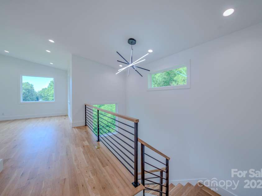 133 Grove Street, Asheville, NC 28801.  MLS# CAR4286313, YatesRealty ID 919. Stairs Leading to 2nd floor