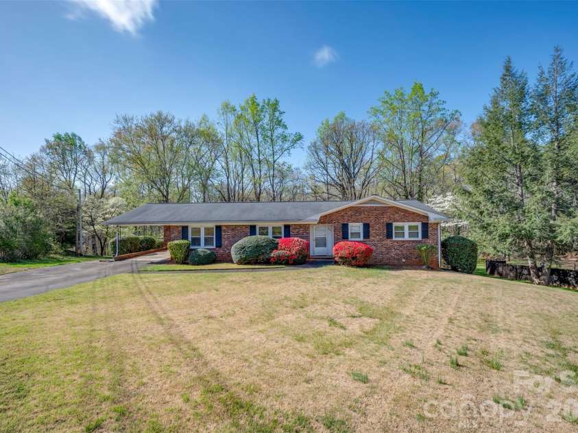 215 Windover Drive, Forest City, NC 28043.  MLS# CAR4362874, YatesRealty ID 9191. Front of Home