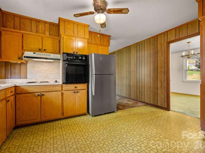 215 Windover Drive, Forest City, NC 28043.  MLS# CAR4362874, YatesRealty ID 9191. Kitchen